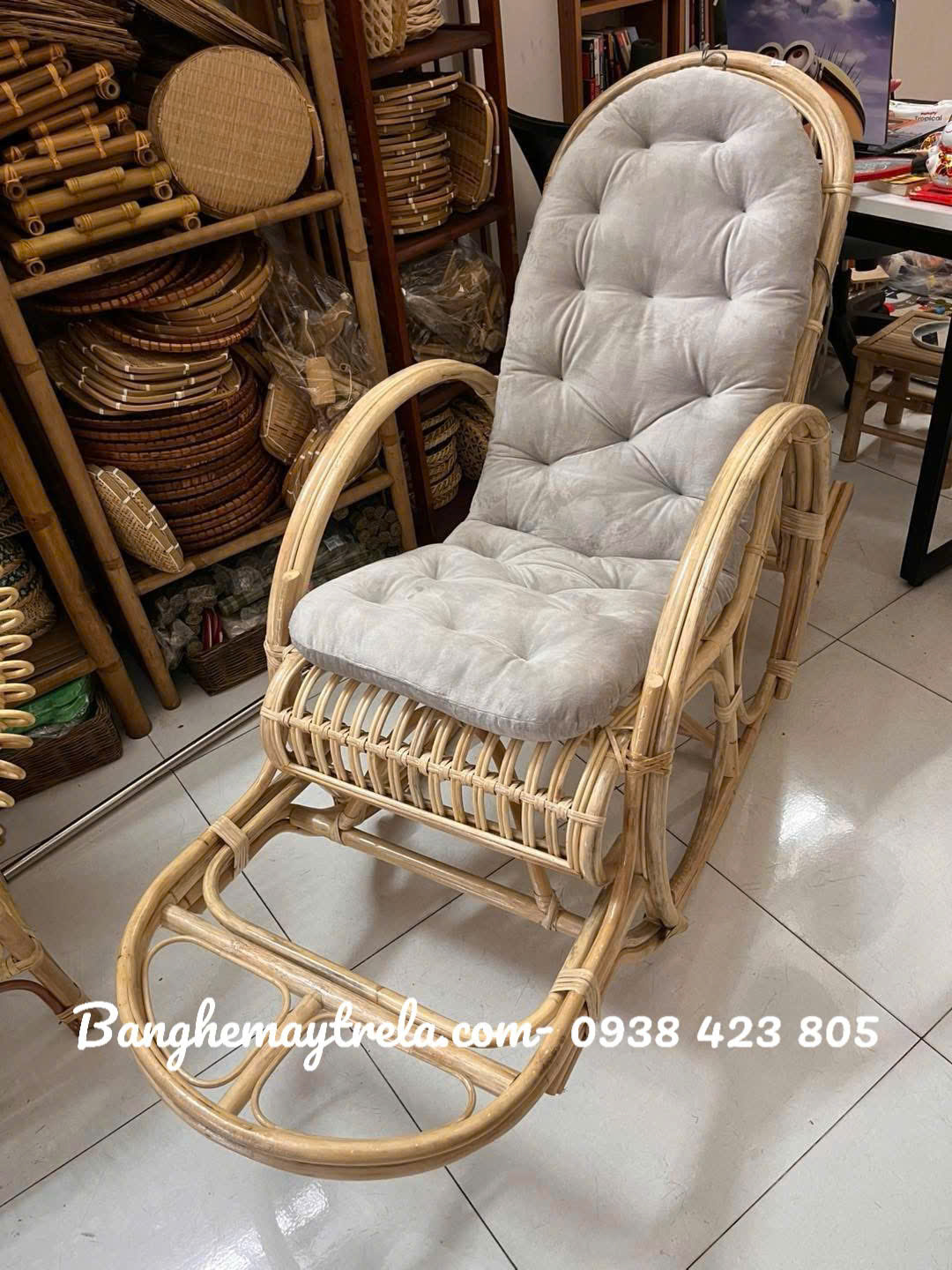 Ghế thư giãn bập bênh mây tre